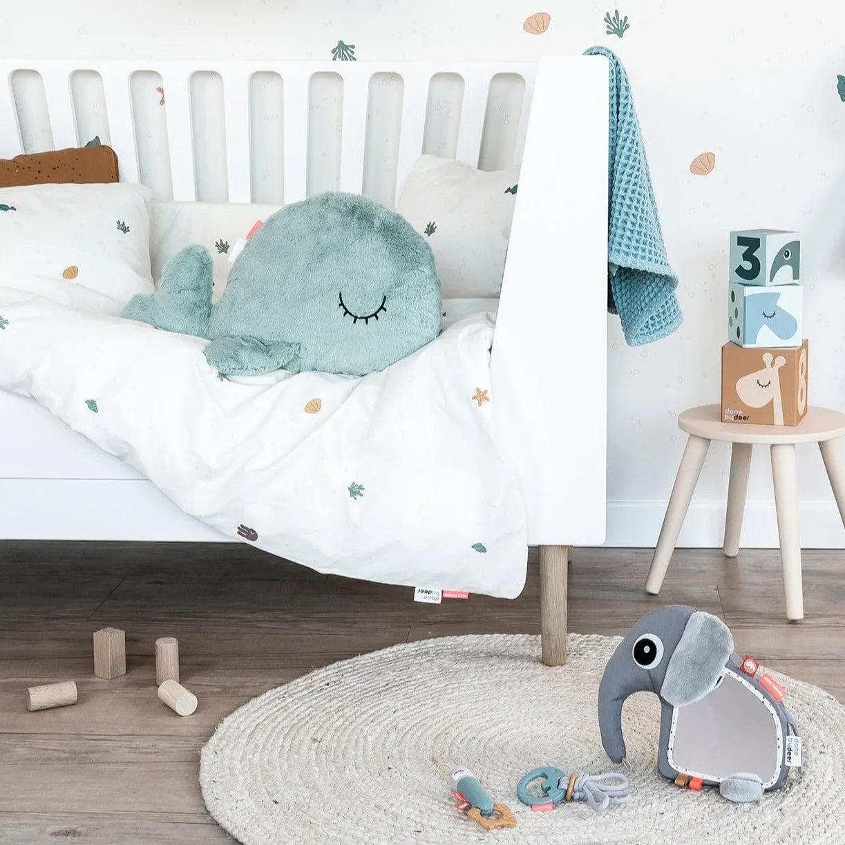 Activity Floor Mirror | Elphee | Grey
