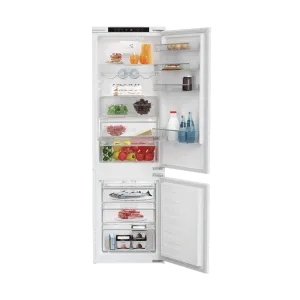 Blomberg Integrated 70/30 Combi Fridge Freezer | KNM4553Ei