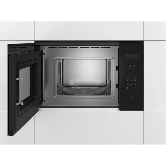 Bosch 800W Integrated Black Microwave | BFL523MB0B