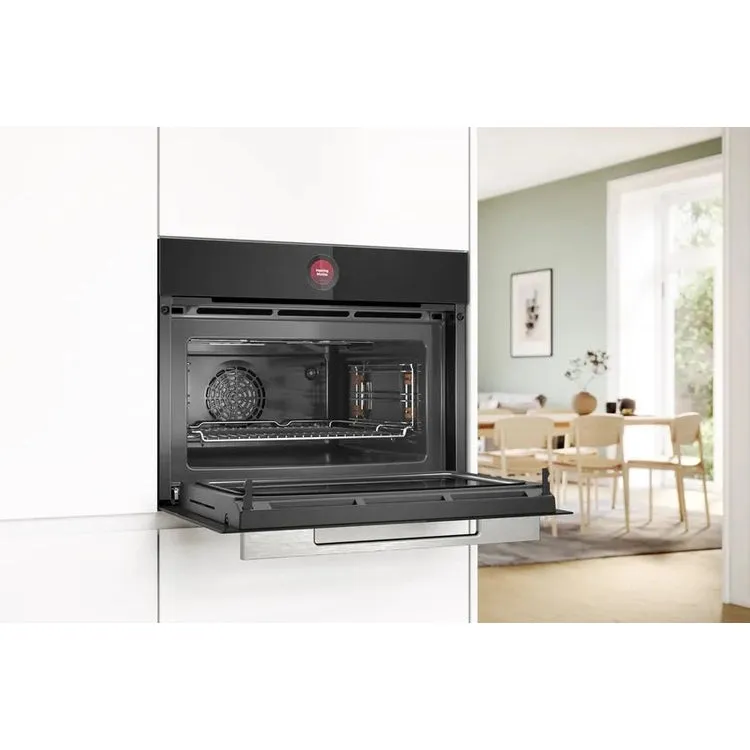 Bosch Series 8 60cm 45 litre built in single oven with microwave function | CMG7241B1B