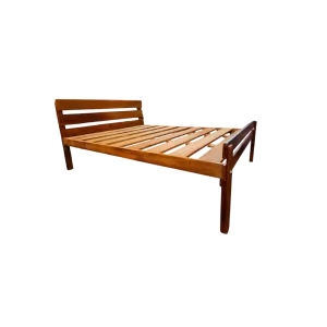 Diamex Mahogany Queen Slat Bed L2130 x W1525 x H930mm