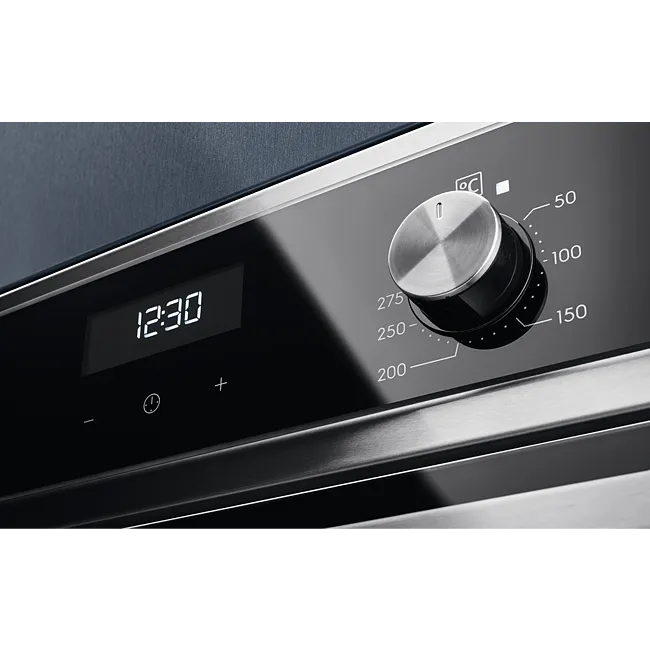 Electrolux Built-In Electric Single Oven | KOFEH40X