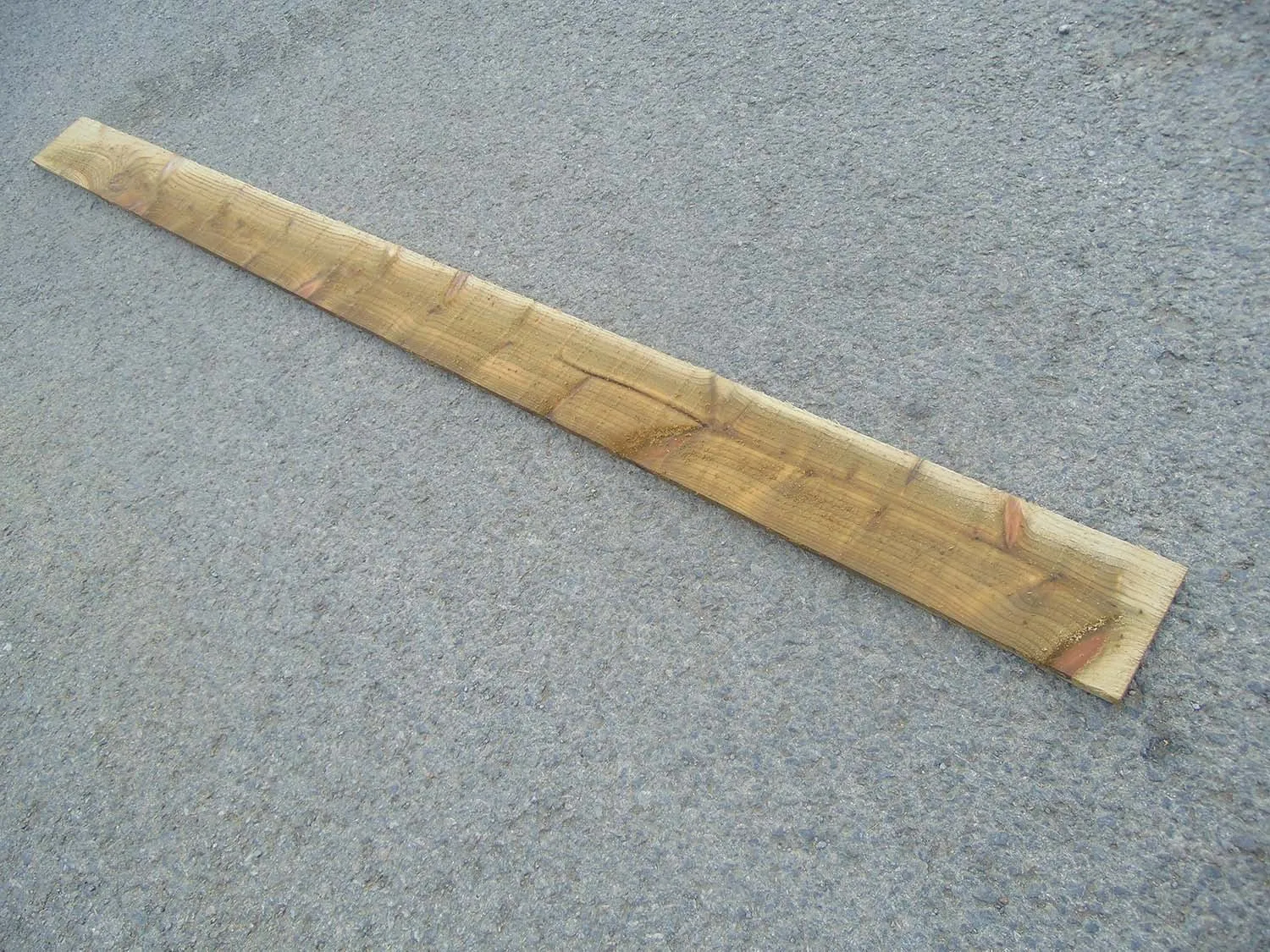 Feather Edge Board 6' x 4"