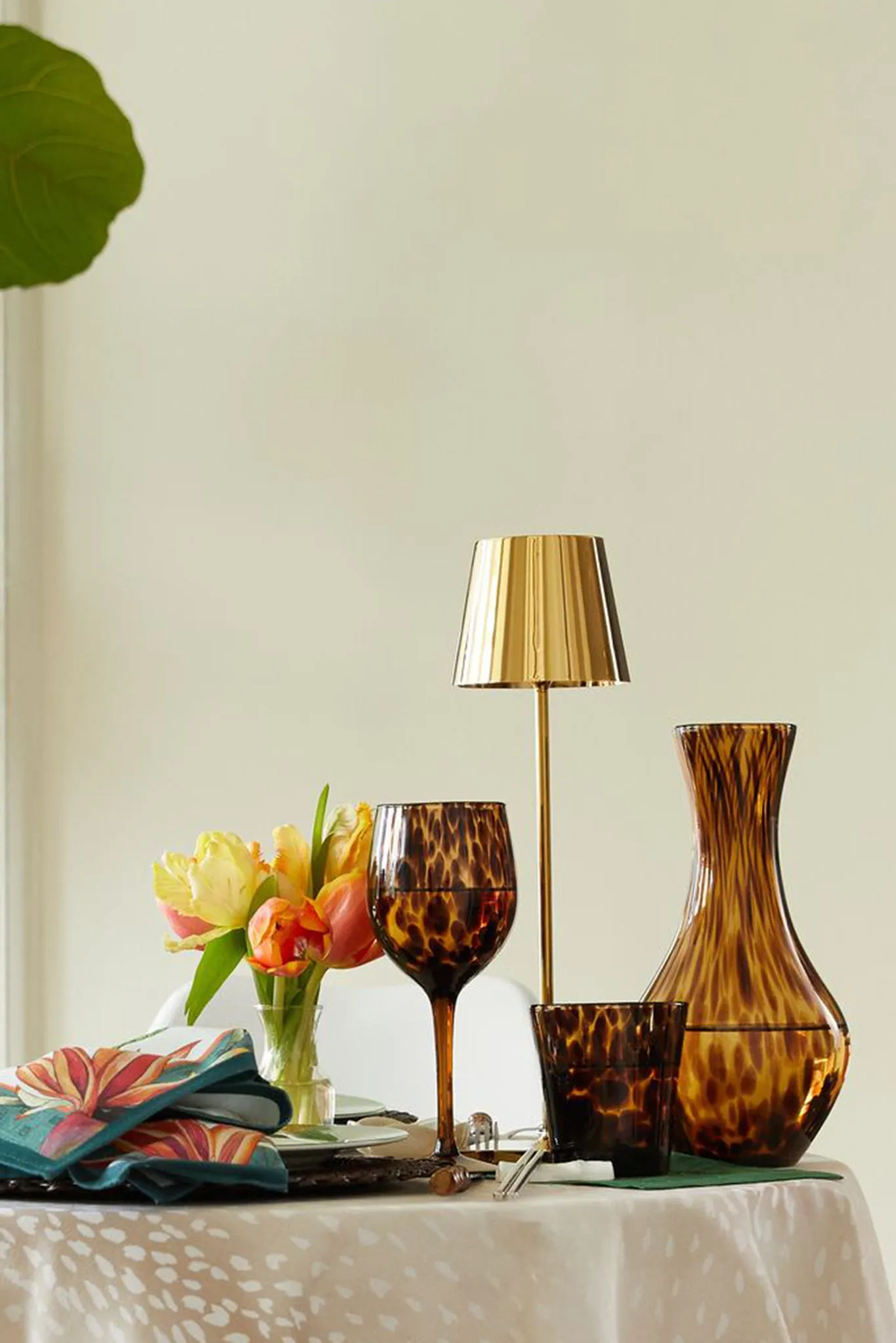 Glossy Gold Poldina Pro Table Lamp