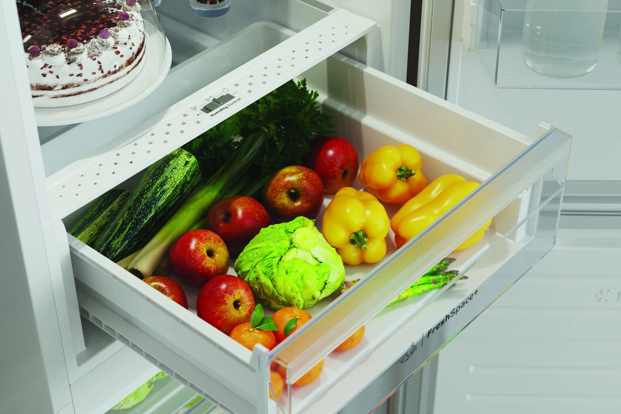 Indesit IBTNF 60182 W UK Freestanding 322L Fridge Freezer - White, E Rated