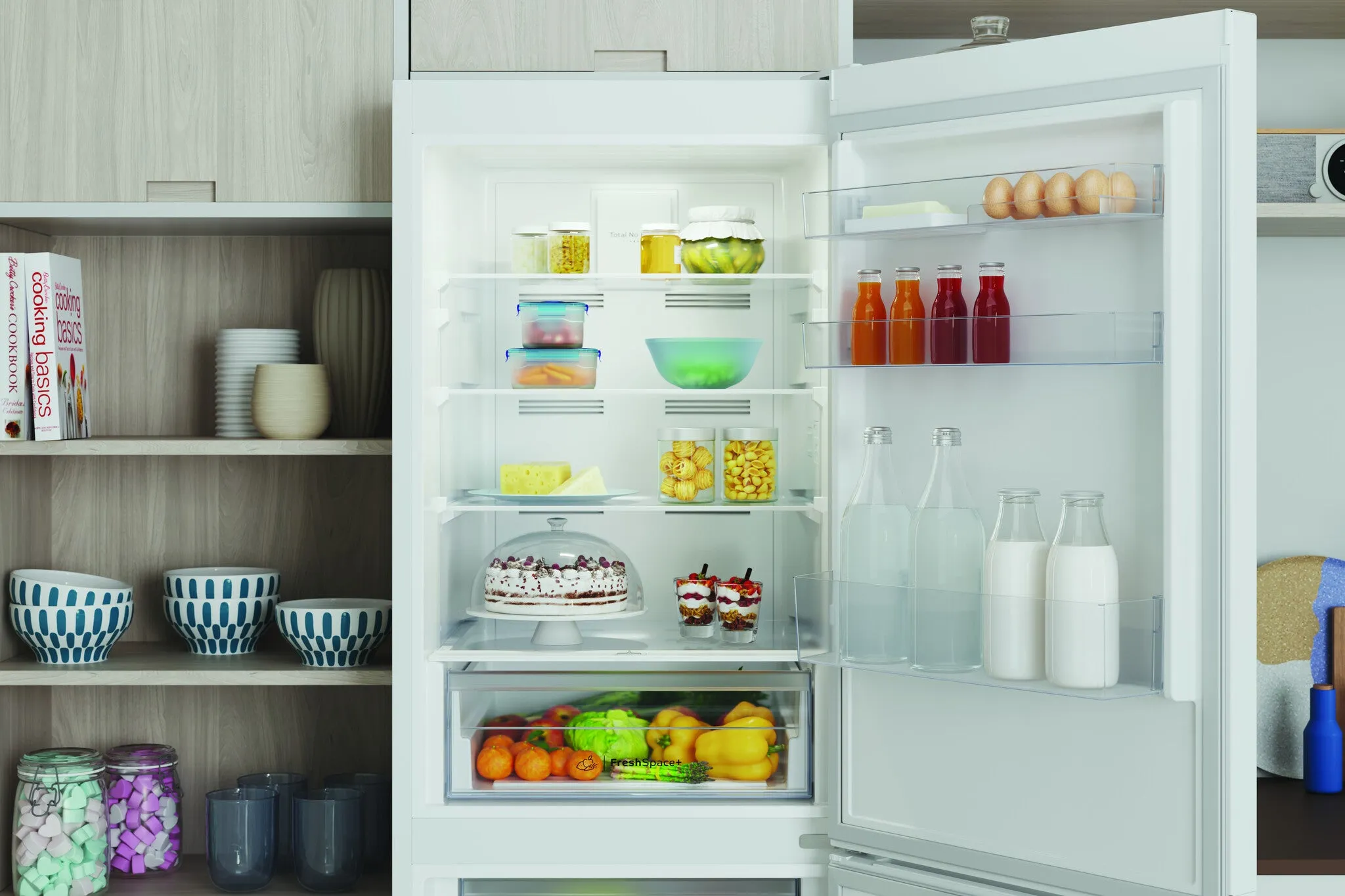 Indesit IBTNF 60182 W UK Freestanding 322L Fridge Freezer - White, E Rated