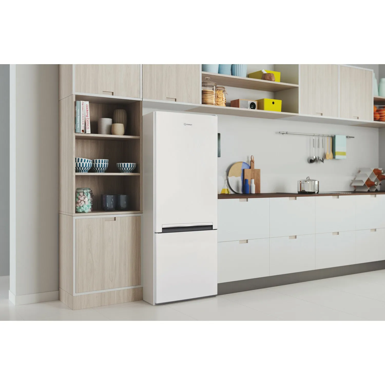 Indesit LI6 S2E W UK Freestanding Fridge Freezer - White, E Rated