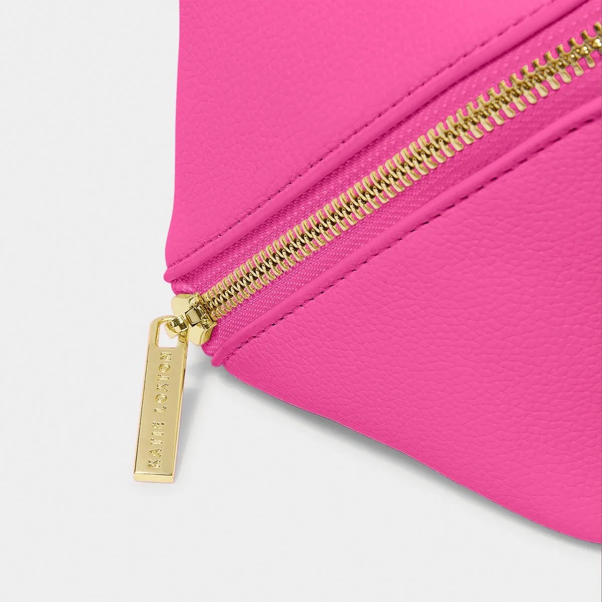Makeup & Wash Bag | Magenta | Medium