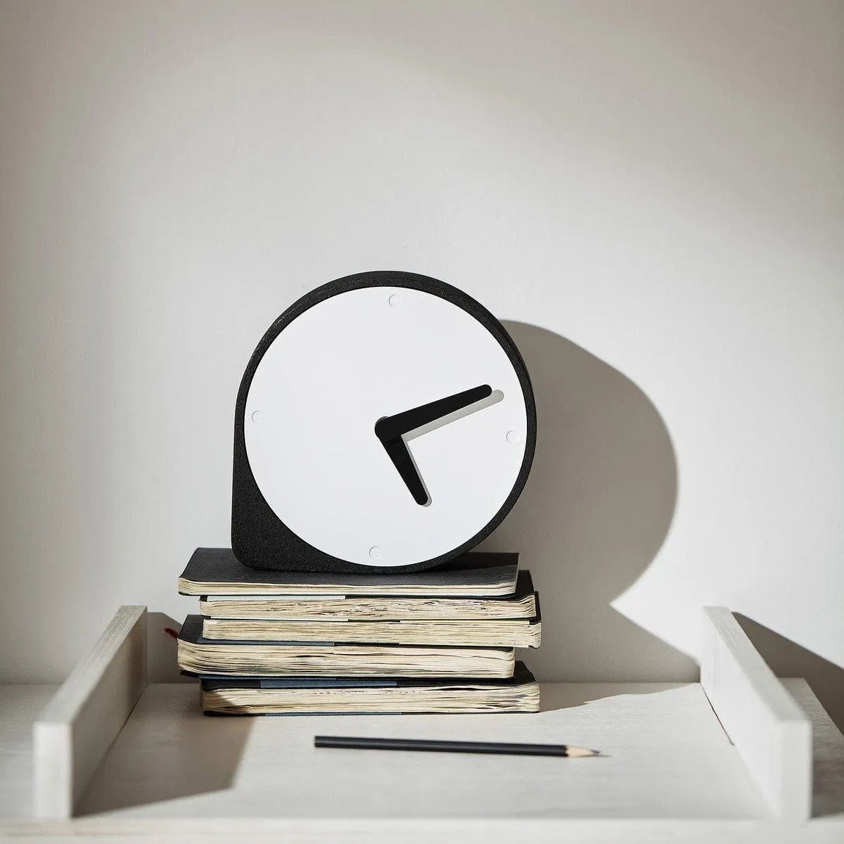 Puik Clork Table Clock, Black