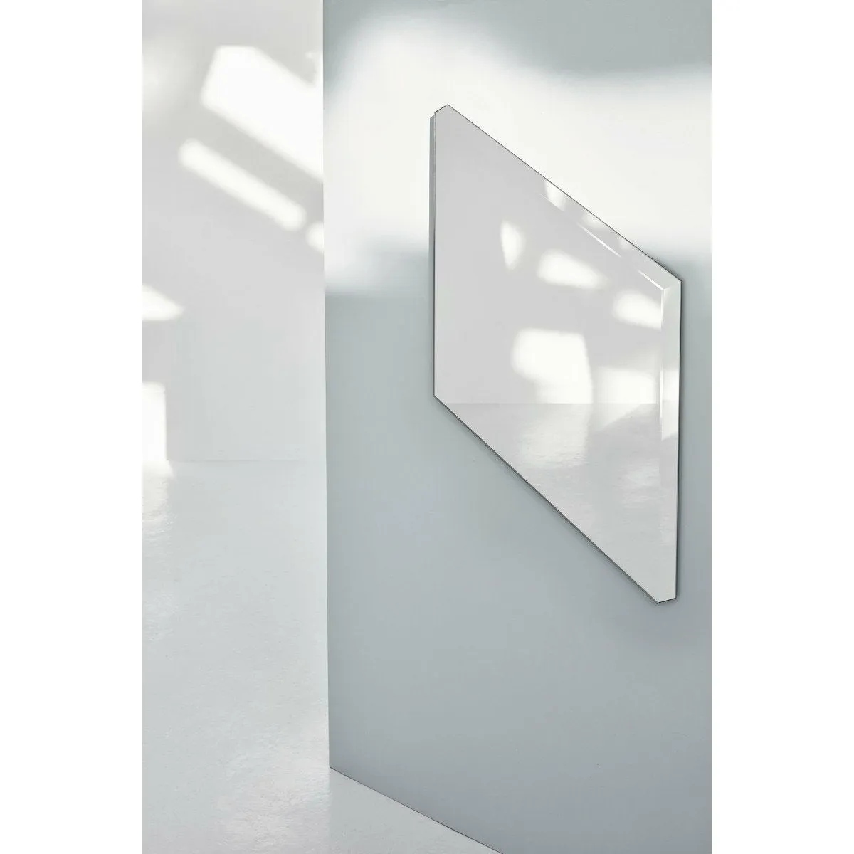 Puik Facet Glass Mirror 82,5x50cm, Silver