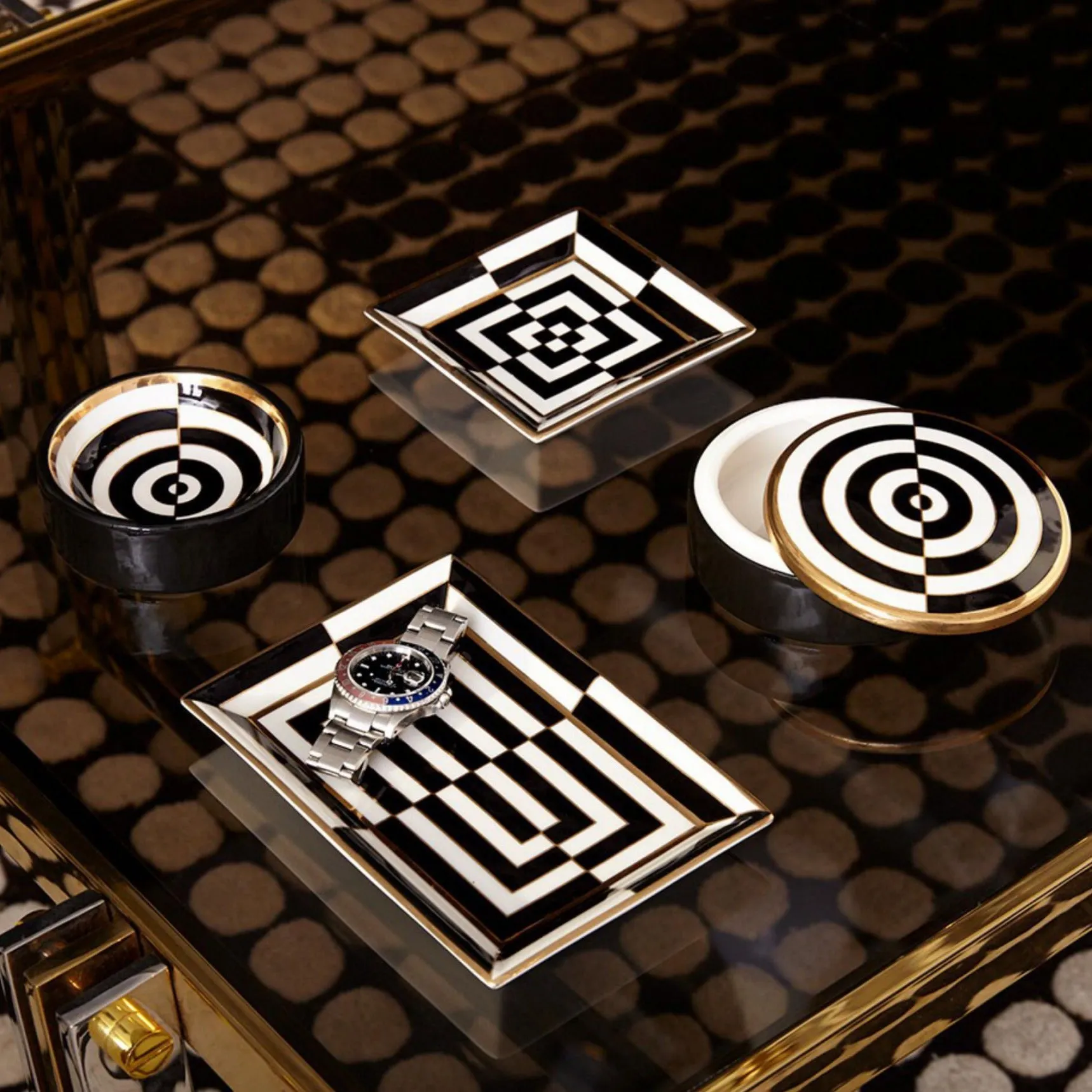 Square Op Art Tray