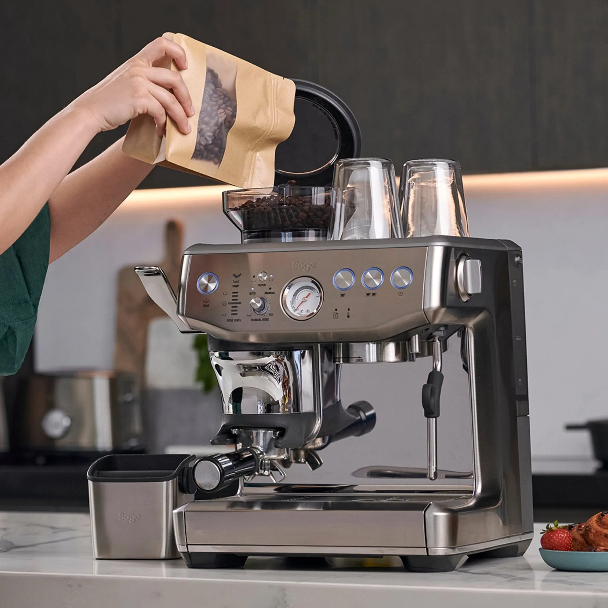 The Barista Express Impress by Sage Stainless Steel | SES876BSS4GUK1