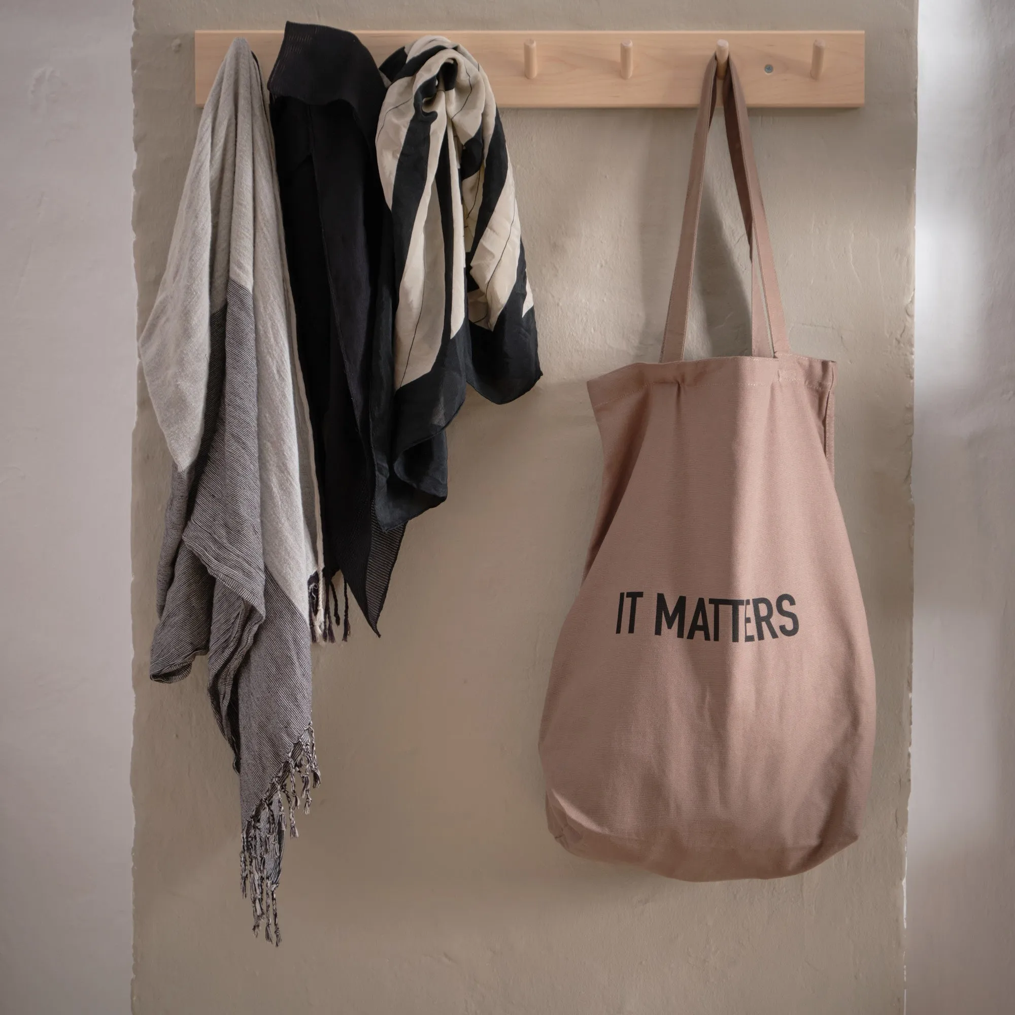 The Organic Company It Matters Bag, Clay